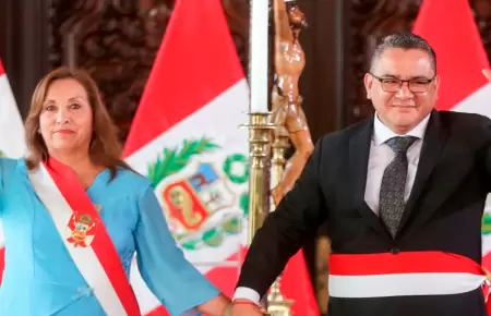 Dina Boluarte y Juan Jos Santivez.