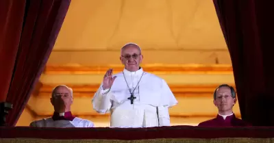 ¿Por qué los papas cambian de nombre al ser escogidos?
