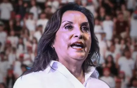 Dina Boluarte fue abucheada.