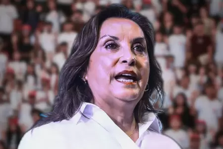 Dina Boluarte fue abucheada.