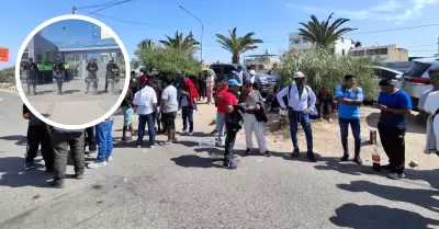 Tacna: Pescadores protestan por abandono de Desembarcadero Morro Sama