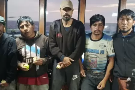 Cinco pescadores peruanos fueron hallados con vida en Ecuador.