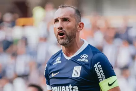 Barcos asegura que no hubo mano en su gol anulado