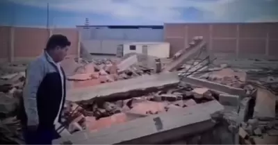 Padre de familia llora desconsoladamente