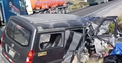 Accidente de tránsito en la carretera que conecta Arequipa con Puno.