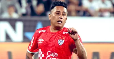 Christian Cueva volvería al extranjero tras su buen presente en Cienciano.