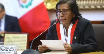 Congresista Lucinda Vásquez habría contratado a familiares en su despacho.