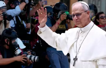 Papa Len XIV enva mensaje a prensa peruana.
