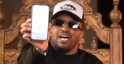 Jefferson Farfán patenta frase de Xiomy Kanashiro