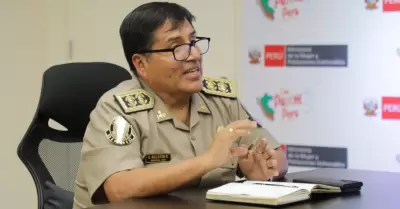 Carlos Malaver juró como nuevo ministro del Interior.