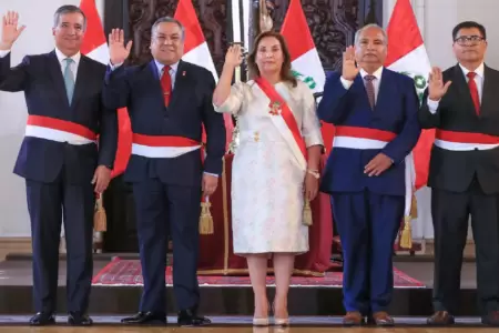 Presidenta prest juramento a tres nuevos ministros de Estado.