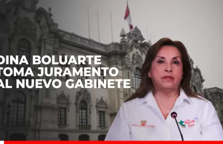 Dina Boluarte toma juramento a ministros tras renuncia de Adrianzn.