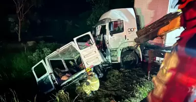 Accidente vehicular en Brasil deja nueve fallecidos y 10 heridos.