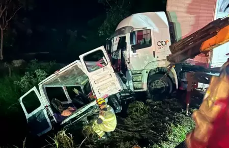 Accidente vehicular en Brasil deja nueve fallecidos y 10 heridos.