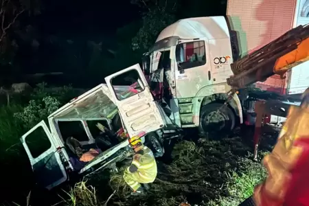 Accidente vehicular en Brasil deja nueve fallecidos y 10 heridos.