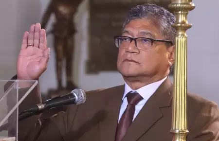Juan Alcntara jura como nuevo ministro de Justicia.