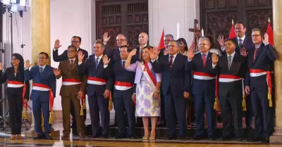 Dina Boluarte tomó juramento a nuevo Gabinete