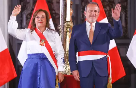 Elmer Schialer fue ratificado como canciller de Dina Boluarte.