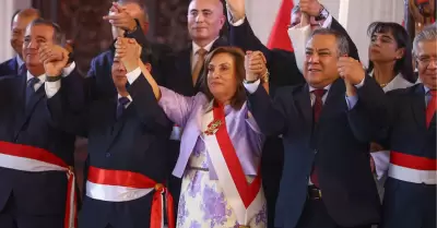 Perú Libre y Fuerza Popular blindan a Dina Boluarte, afirma Alex Flores