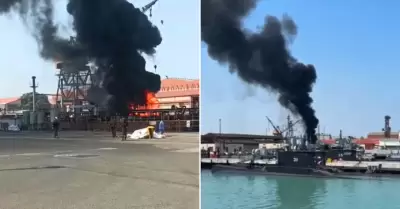 Reportan fuerte incendio en la Base Naval del Callao.
