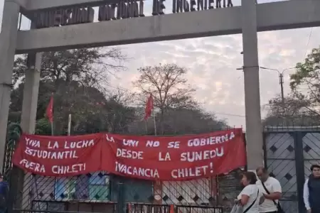 Estudiantes toman la UNI.