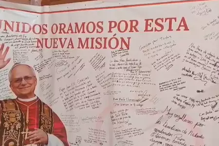 Mural en parroquia de Trujillo en honor al papa Len XIV.