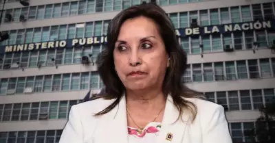 Fiscalía presenta denuncia constitucional contra Boluarte.