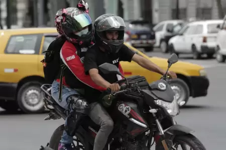 Solo en 8 distritos de Lima y el Callao no se podrn circular dos personas en mo