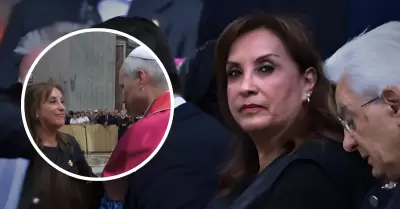 Dina Boluarte en misa de entronización de León XIV.