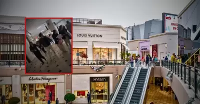 Balacera en centro comercial