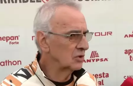 Jorge Fossati antes del Juan Pablo II vs. Universitario.