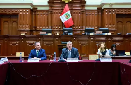 Debaten iniciativa que busca restablecer la inmunidad parlamentaria.