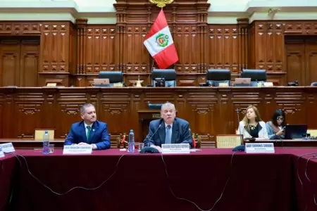 Debaten iniciativa que busca restablecer la inmunidad parlamentaria.