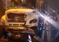 Quntuple choque en va Evitamiento: Vehculos perdieron el control por derrame de petrleo