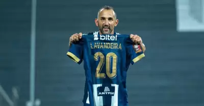 Hernán Barcos.
