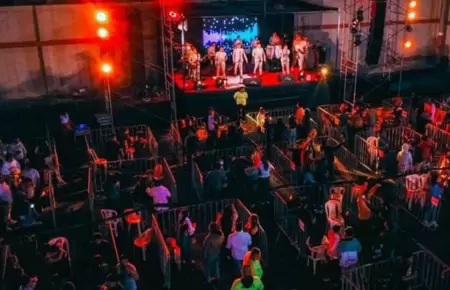 Excantante de 'La nica Tropical' deja los escenarios tras extorsiones.