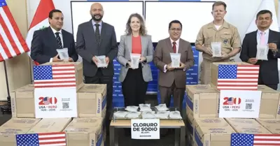 EE. UU. dona 160 000 unidades de suero fisiológico al Perú.