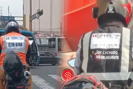 Motociclistas usan peculiares chalecos con 'placa'.