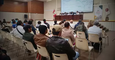 Aprueban dictmenes