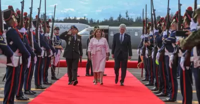 Dina Boluarte en Ecuador