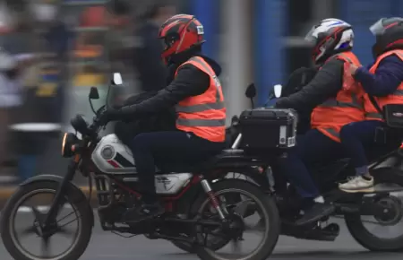 Desde noviembre se aplicarn multas a motociclistas que no usen chaleco distinti
