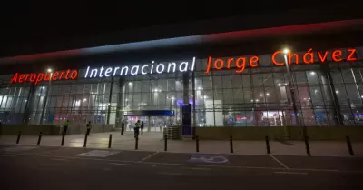 LAP recomienda tomar precauciones para llegar a tiempo al aeropuerto Jorge Cháve