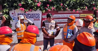 Protesta de trabajadores del Consorcio Leoncio Prado