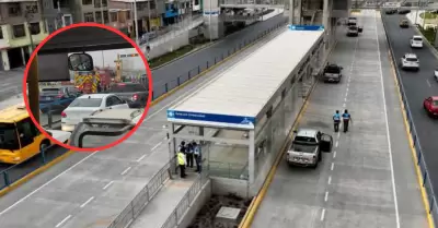 Accidente en vía exclusiva del Metropolitano en Comas.