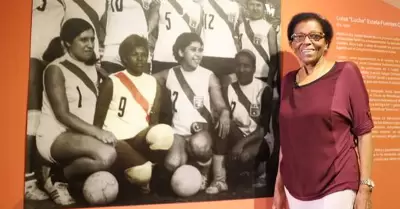 Lucha Fuentes, leyenda del voleibol peruano, falleció a los 73 años.