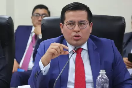 Abogado Benji Espinoza cuestiona estrategia de la Fiscala sobre el caso Rolex.