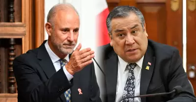 Javier González-Olaechea y Gustavo Adrianzén.