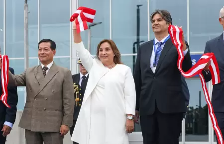 Dina Boluarte inaugura el nuevo aeropuerto Jorge Chávez.