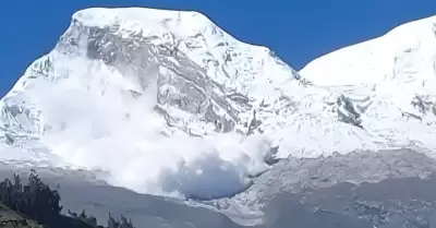 Advierten alto riesgo de avalancha en el pico sur del Nevado Huascarán.