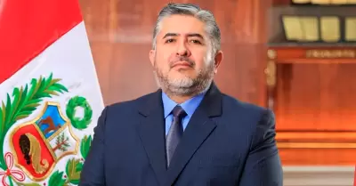 Ministro de Cultura, Fabricio Valencia.